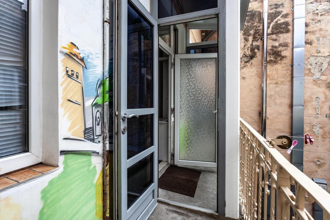 Mister Hostel Lviv Kültér fotó