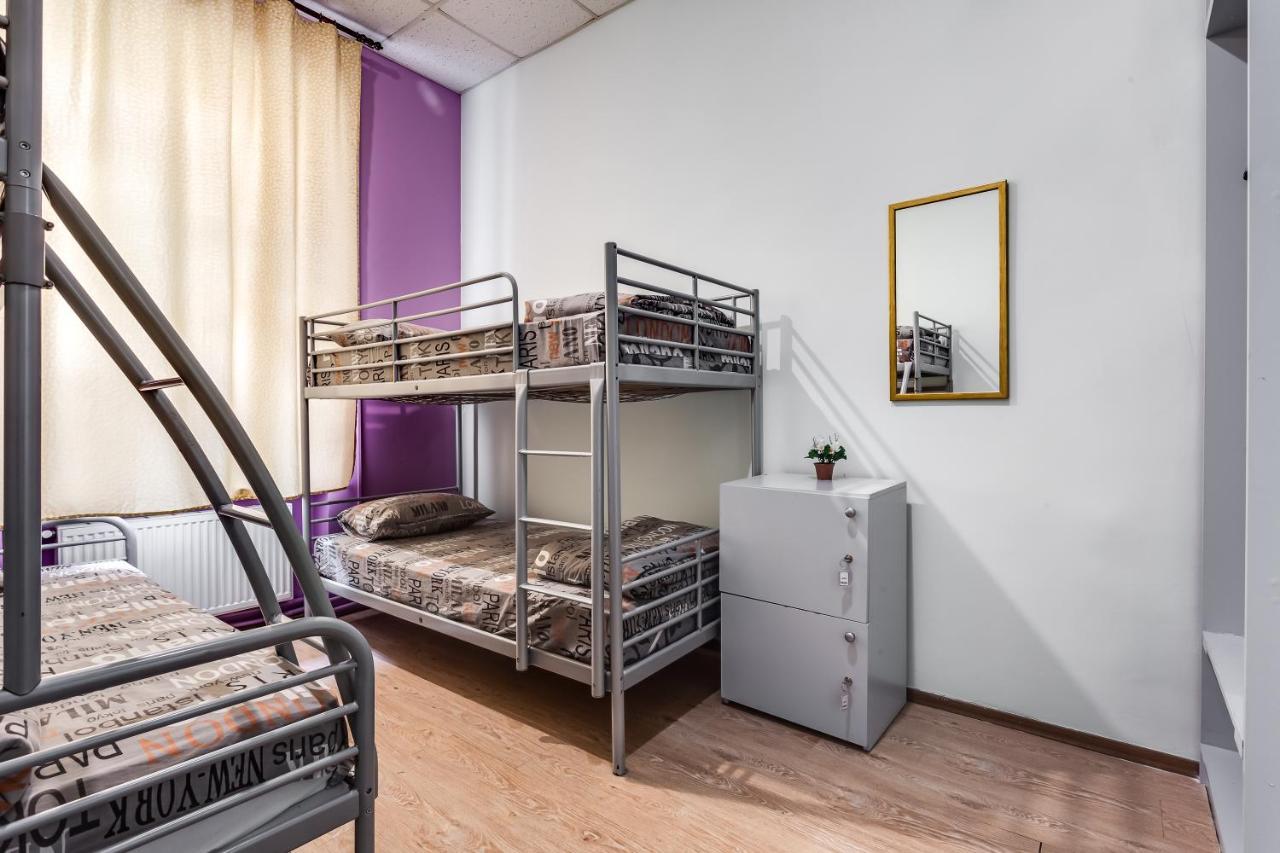 Mister Hostel Lviv Kültér fotó